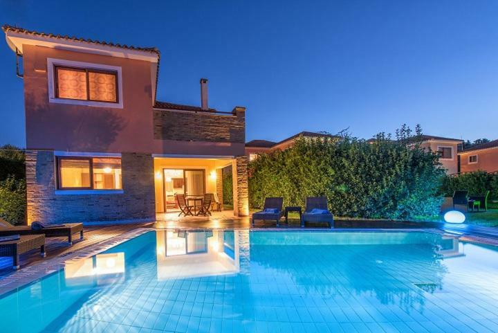 Vila St John (adults Only)